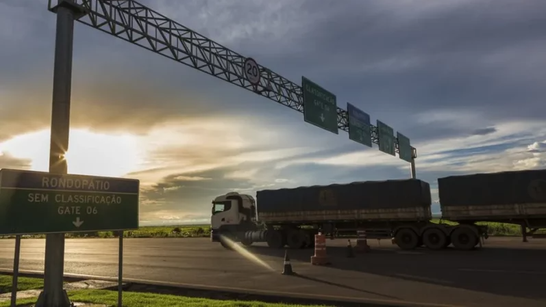 seguro-de-cargas-pode-ter-aumento-de-1800-para-industria-de-alimentos