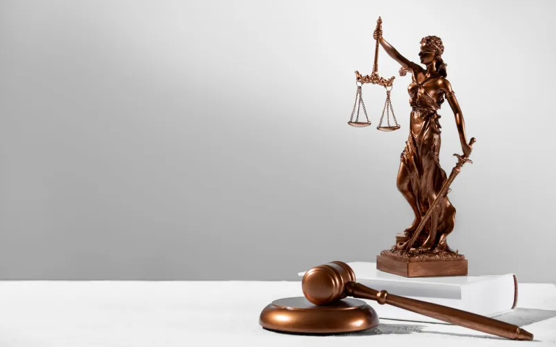 stf-invalida-leis-que-permitiam-venda-ilegal-de-seguros-por-associacoes