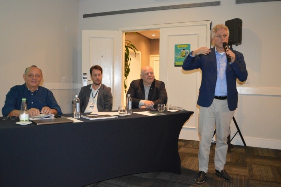 sicoob-realiza-assembleia-em-porto-alegre-de-prestacao-de-contas-do-exercicio-2022