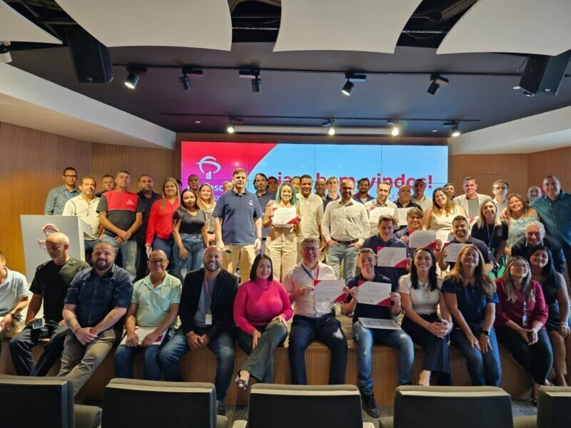 bradesco-seguros-e-europ-assistance-homenageiam-prestadores-de-servico-que-atuaram-no-litoral-norte-de-sp