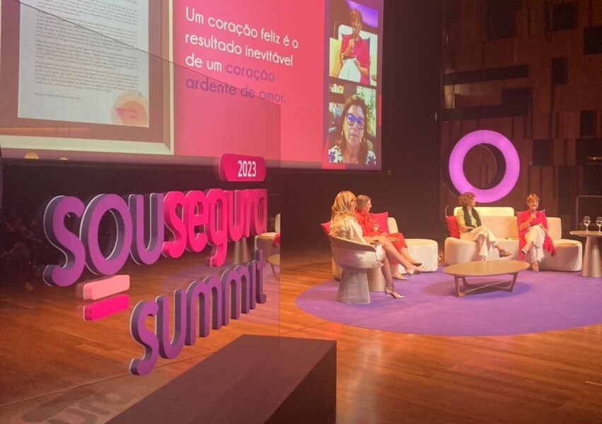 regina-lacerda-conta-sua-historia-profissional-no-sou-segura-summit-2023