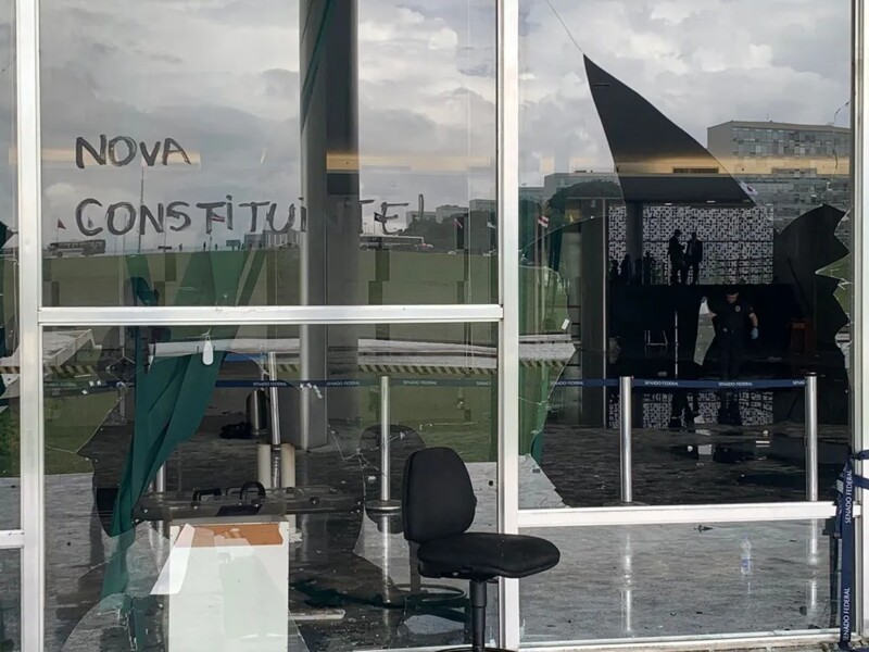 seguros-excluem-tumultos-e-atos-de-vandalismo