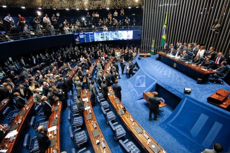senado-pode-aprovar-projeto-que-favorece-corretor-de-seguros