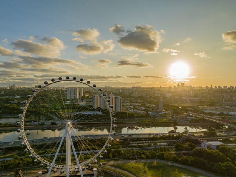 axa-e-a-seguradora-oficial-do-mais-novo-cartao-postal-de-sp-a-roda-gigante-rico