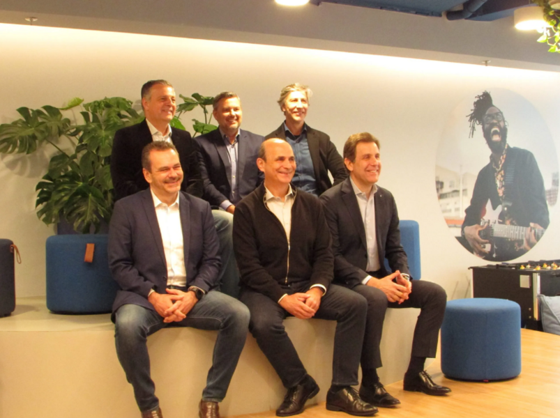 lider-em-inovacao-em-seguros-zurich-completa-150-anos