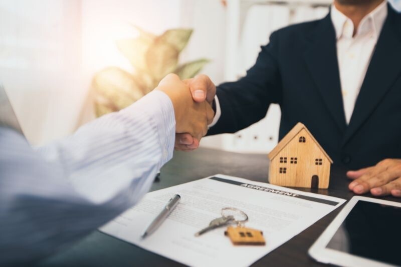 susep-suspende-corretora-de-seguros