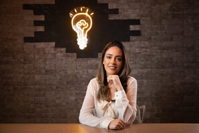 axa-faz-parceria-com-a-ca-para-garantia-estendida-de-celulares-e-tablets