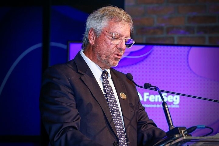 antonio-trindade-e-reconduzido-a-presidencia-da-fenseg