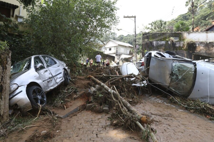 seguradoras-receberam-cerca-de-700-pedidos-de-indenizacao-apos-chuvas-em-petropolis
