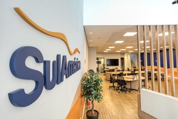 sulamerica-anuncia-reabertura-de-14-filiais-com-foco-em-espacos-colaborativos