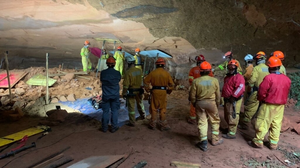 familias-de-mortos-em-gruta-cobram-pagamento-do-seguro-de-vida