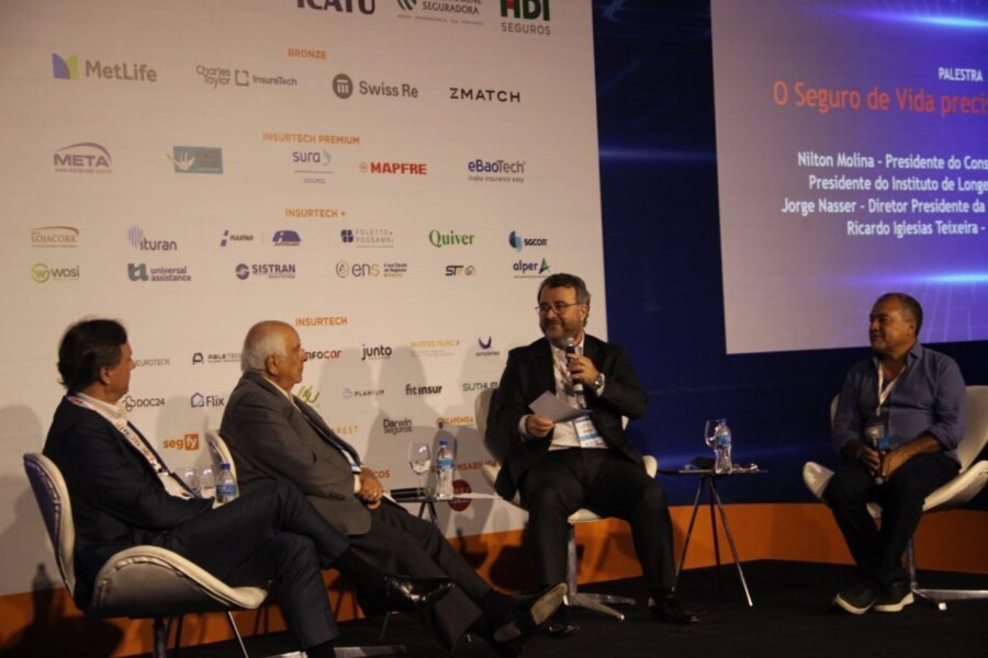 o-desafio-no-processo-de-disrupcao-e-fazer-as-pessoas-terem-um-seguro-de-vida