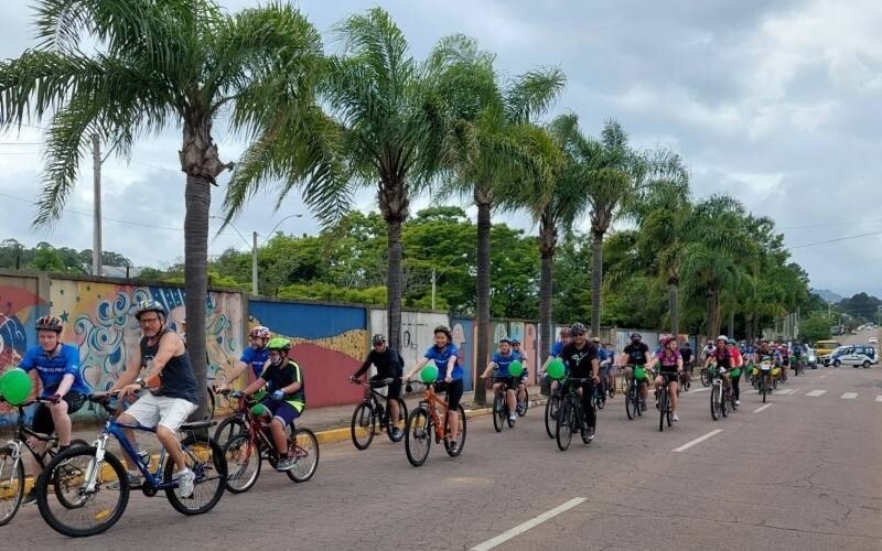 sincor-rs-prestigiou-o-evento-pedal-seguro-que-reuniu-cerca-de-100-ciclistas-em-sao-leopoldo