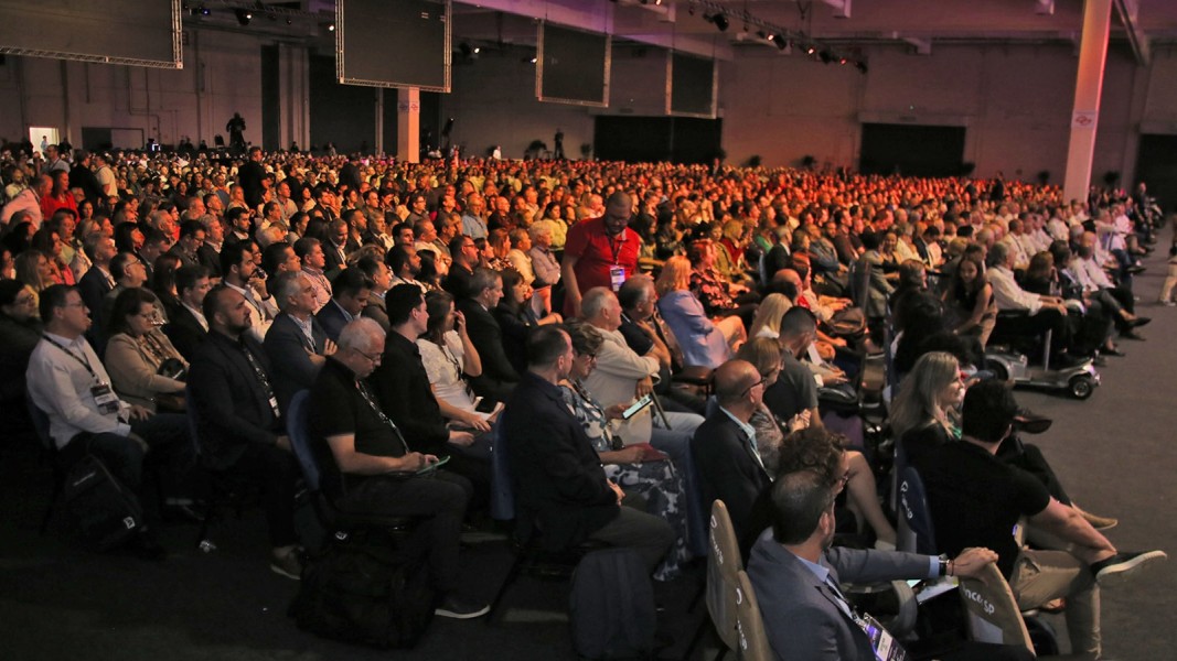 proauto-estreia-no-conec-com-experiencia-e-ativacoes-imersivas-voltadas-aos-cinco-sentidos